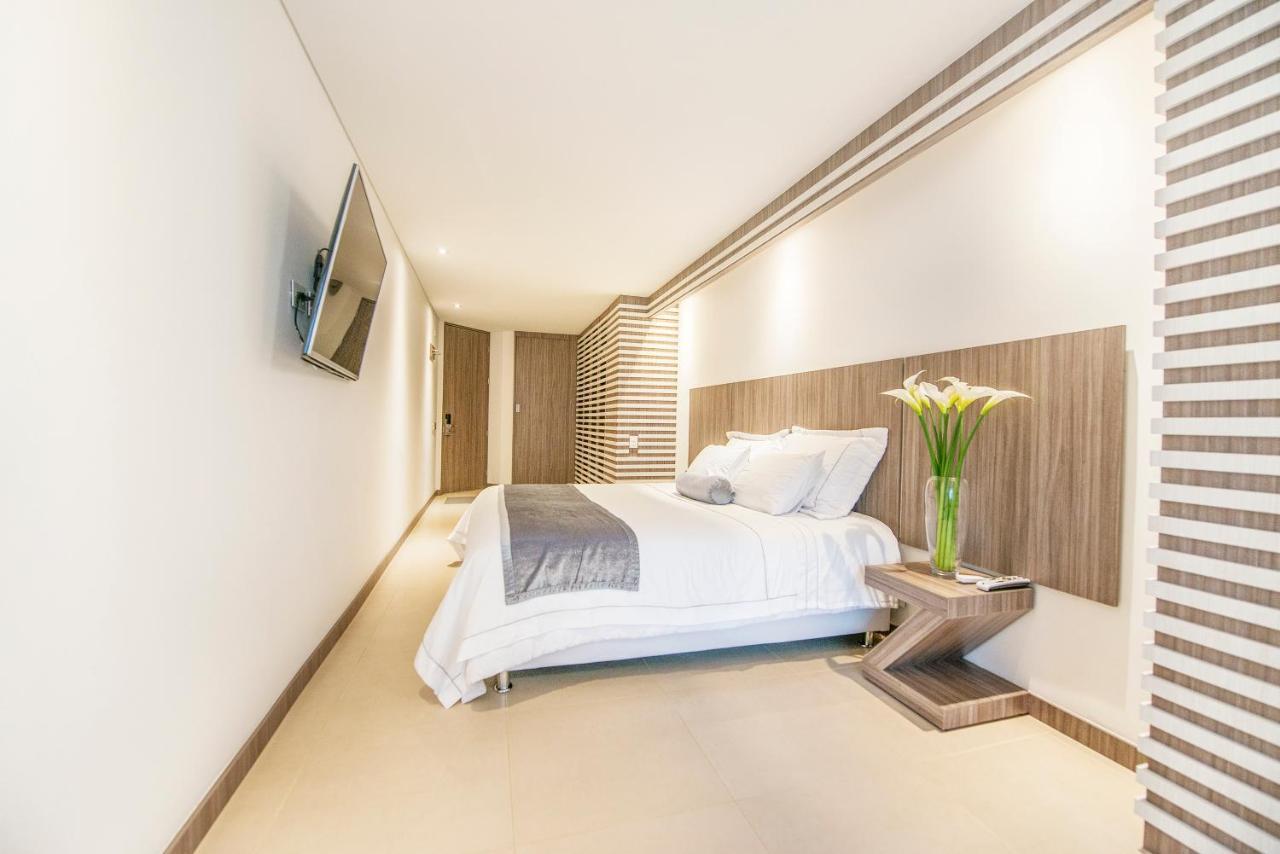 Hotel Torre Poblado Медельин Экстерьер фото